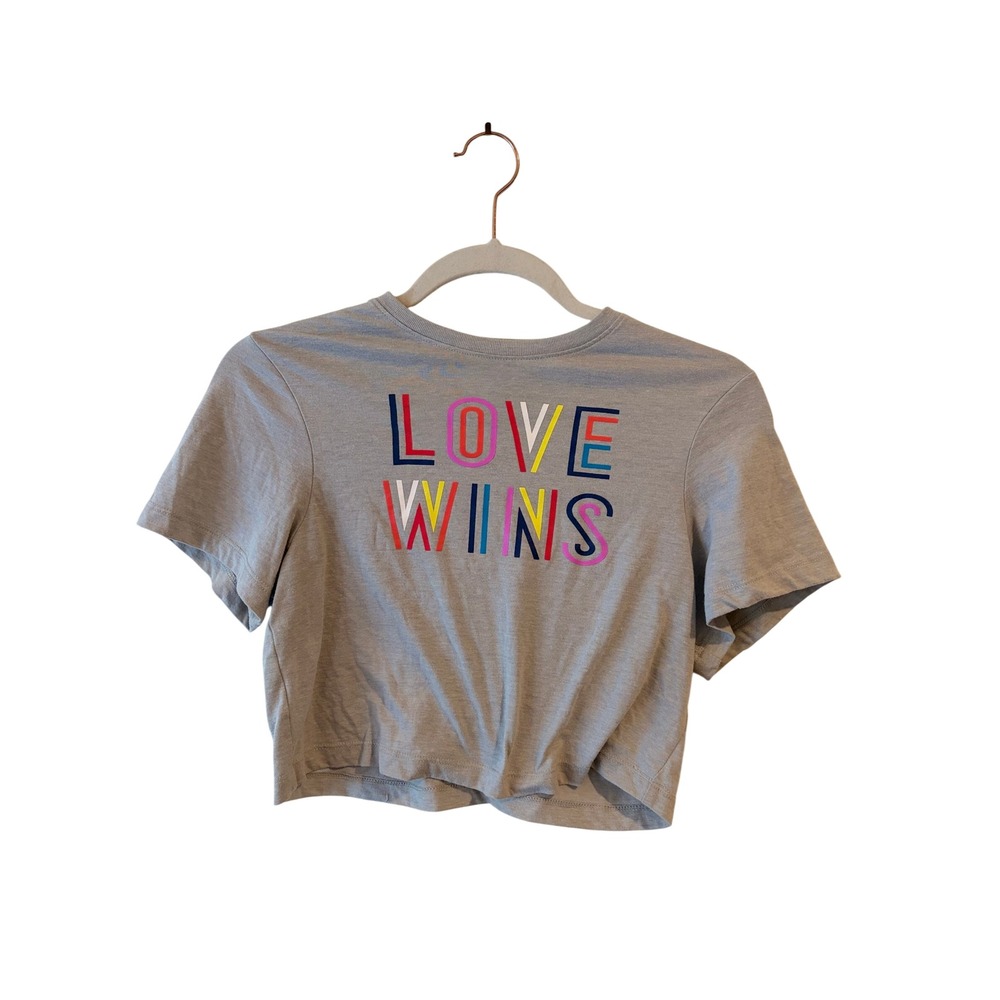 DSG Girls Love Wins Cropped T-Shirt Gray Multi-Color Graphic Tee Size XS 6-7